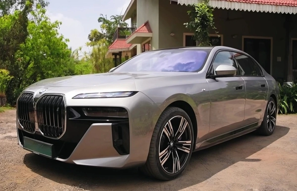 BMW I7 Maintenance Costs and Expenses 2026 Featured Image